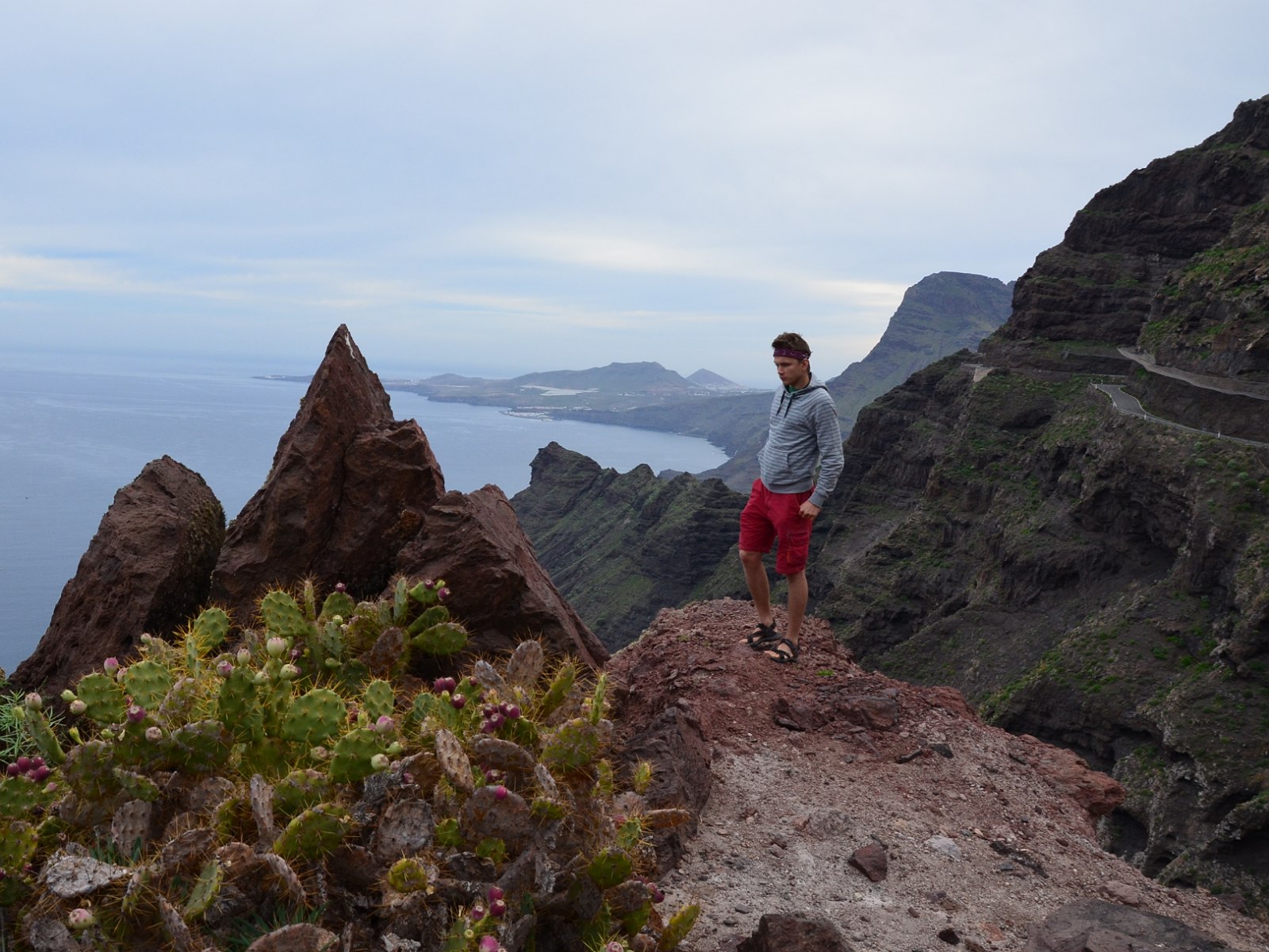 6. Widok na ocean z wybrzeża północnej części wyspy Gran Canaria.