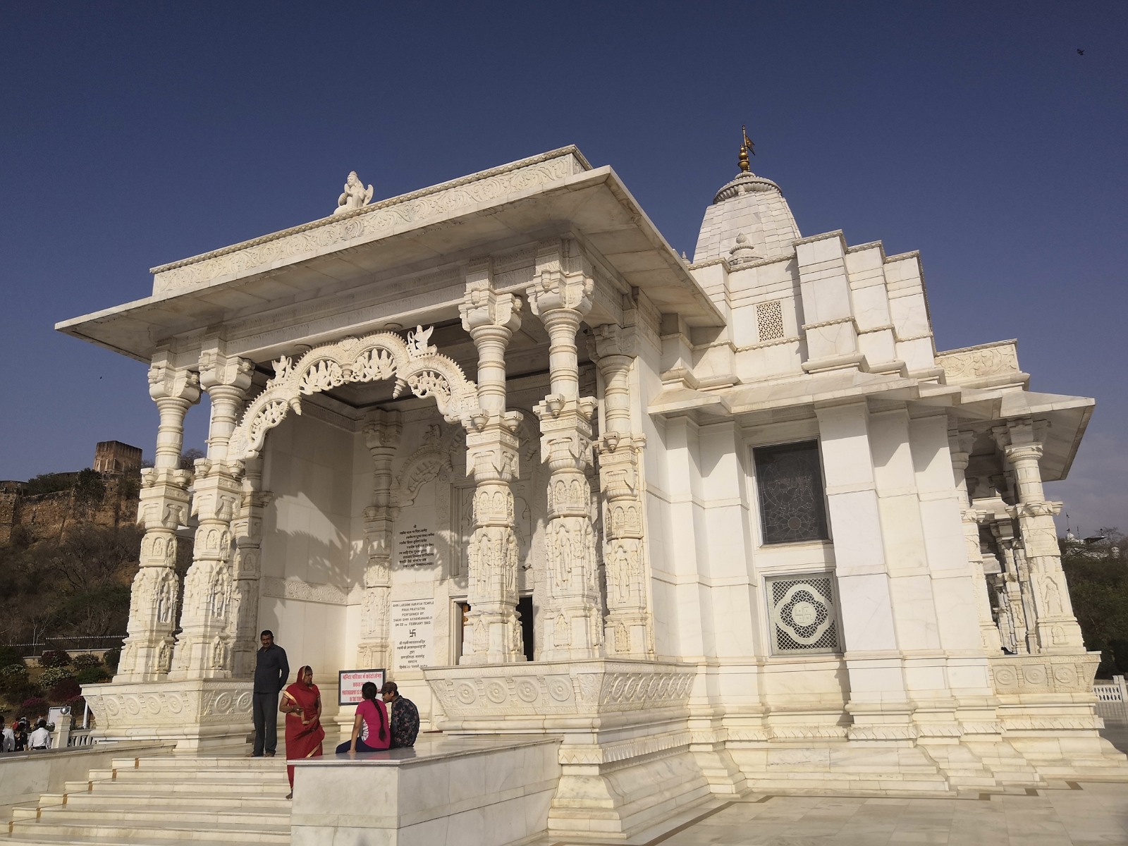 37. Hinduska świątynia Lakshmi Marayan w Dżaipurze.