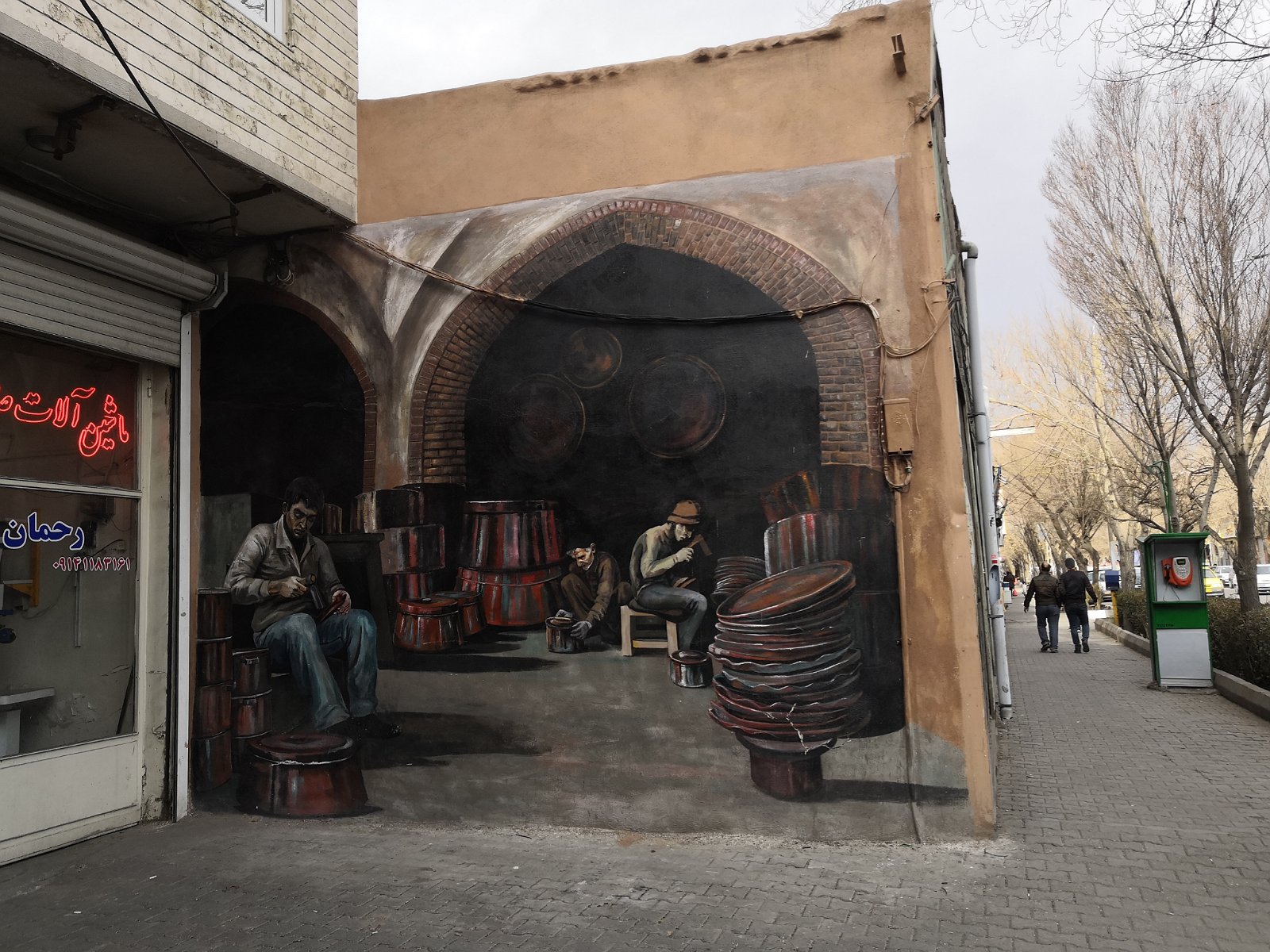 51. Mural w mieście Tabriz.